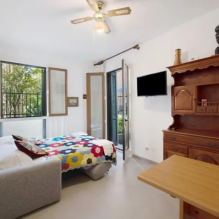 Apartment Valeria 1- Arenzanohost *